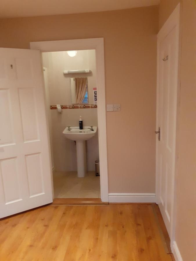 Mels Accomodation Letterkenny Exterior photo
